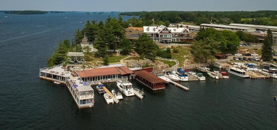 Bonnie Castle Resort & Marina Alexandria Bay Exterior photo